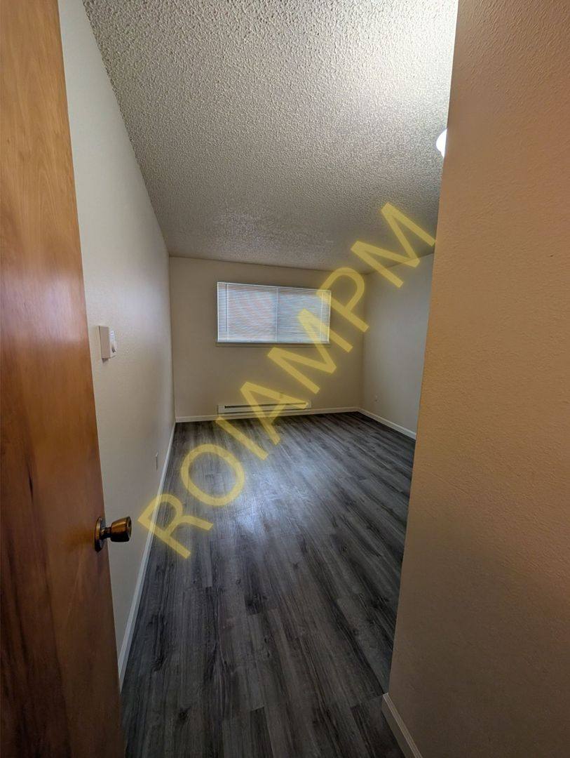Apartment for rent at 409 2nd Ave E, Twin Falls, ID 83301