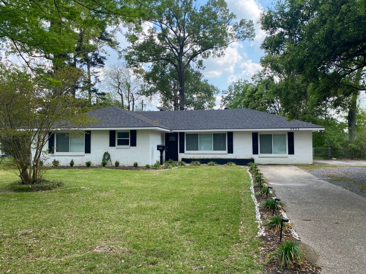 House for rent at 9922 N Parkview Dr, Baton Rouge, LA 70815