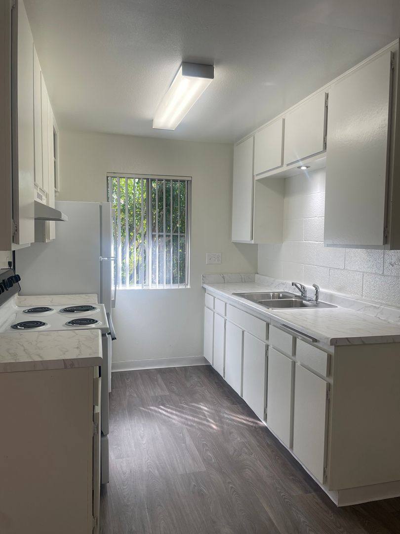 Apartment for rent at 7482 Mohawk St, La Mesa, CA 91942