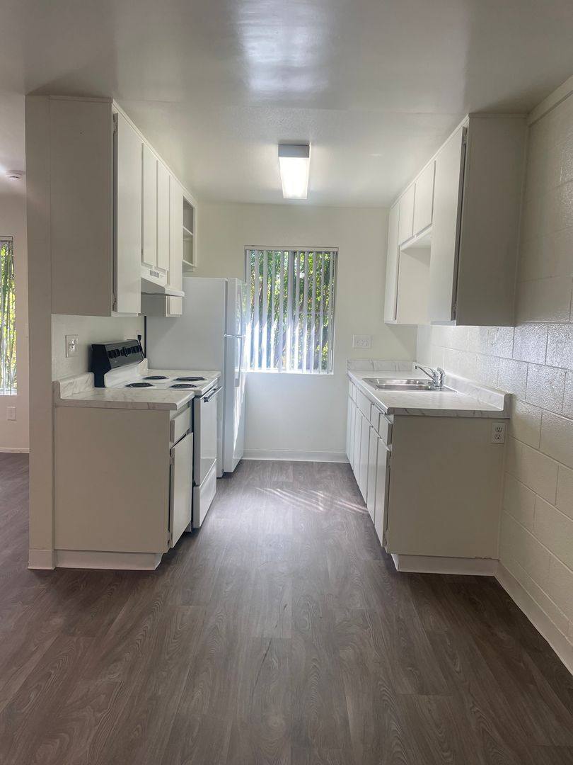 Apartment for rent at 7482 Mohawk St, La Mesa, CA 91942
