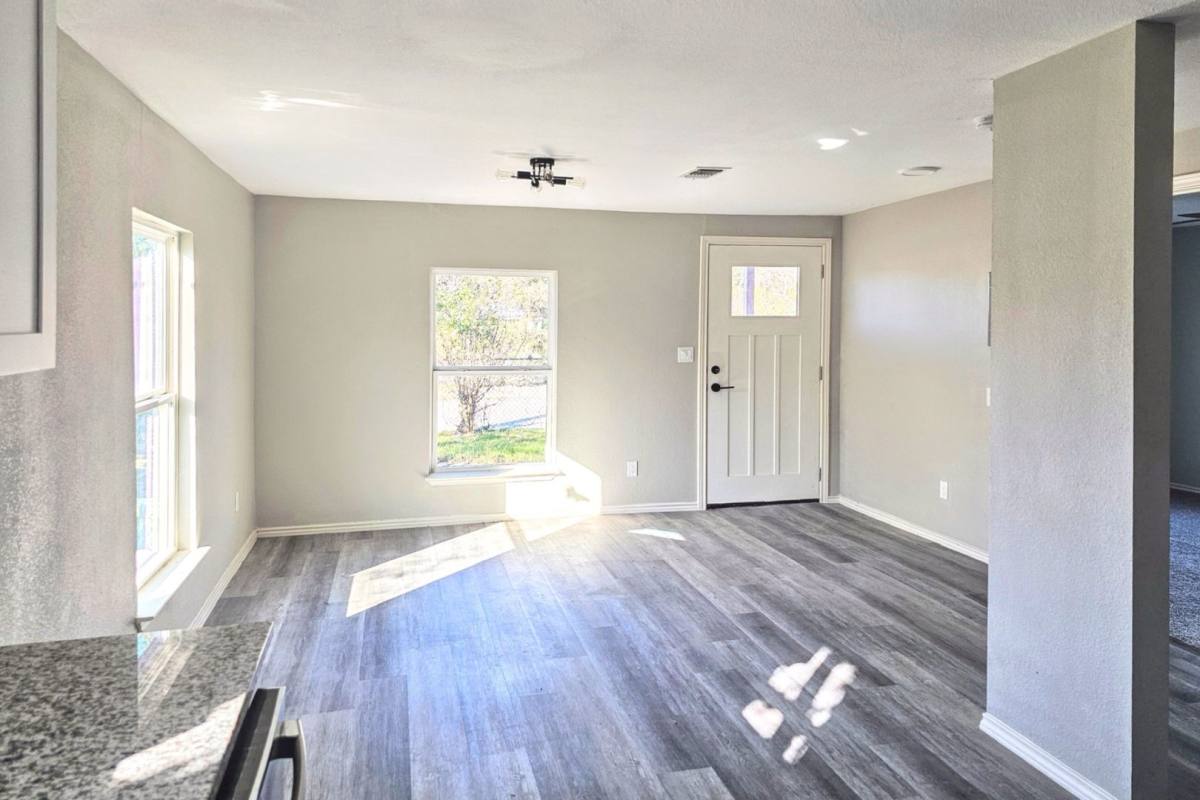 House for rent at 1360 Essex St, San Antonio, TX 78210