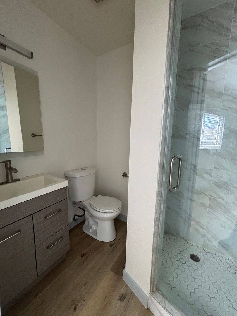 Apartment for rent at 630 Fir Ave, Inglewood, CA 90301