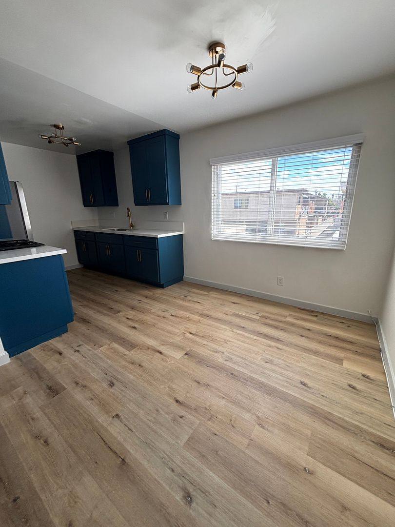 Apartment for rent at 630 Fir Ave, Inglewood, CA 90301
