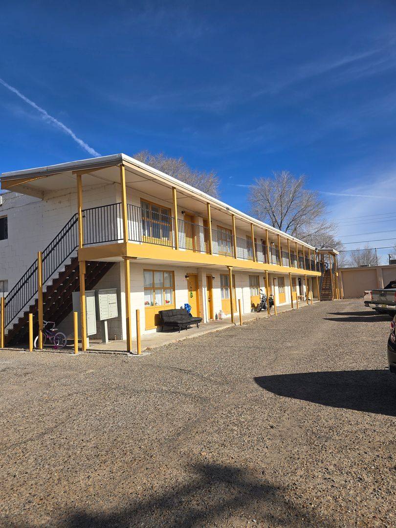Apartment for rent at 510 N Wall Ave, Farmington, NM 87401