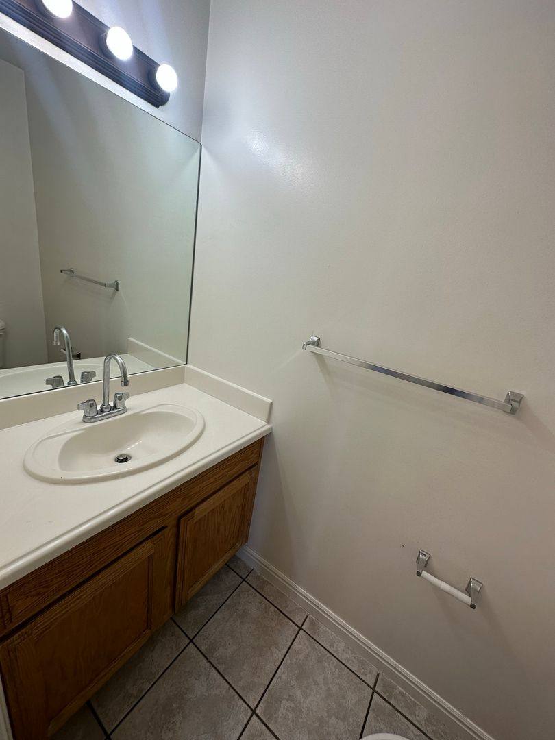 Townhouse for rent at 830 S 550 E, Clearfield, UT 84015