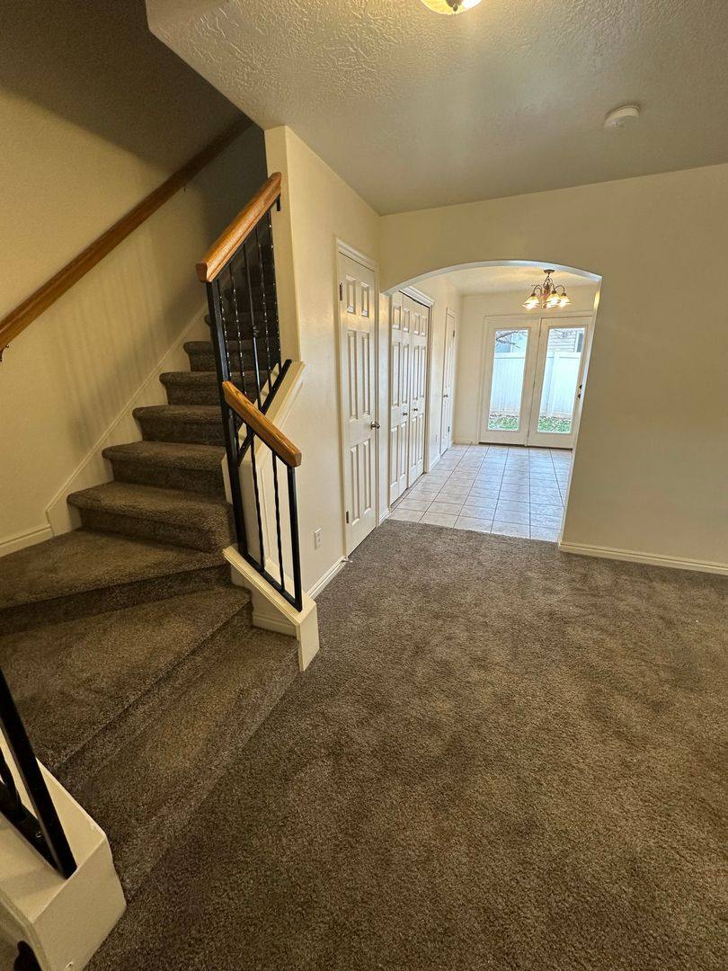 Townhouse for rent at 830 S 550 E, Clearfield, UT 84015