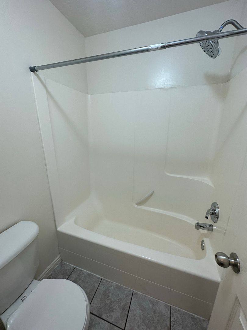 Townhouse for rent at 830 S 550 E, Clearfield, UT 84015