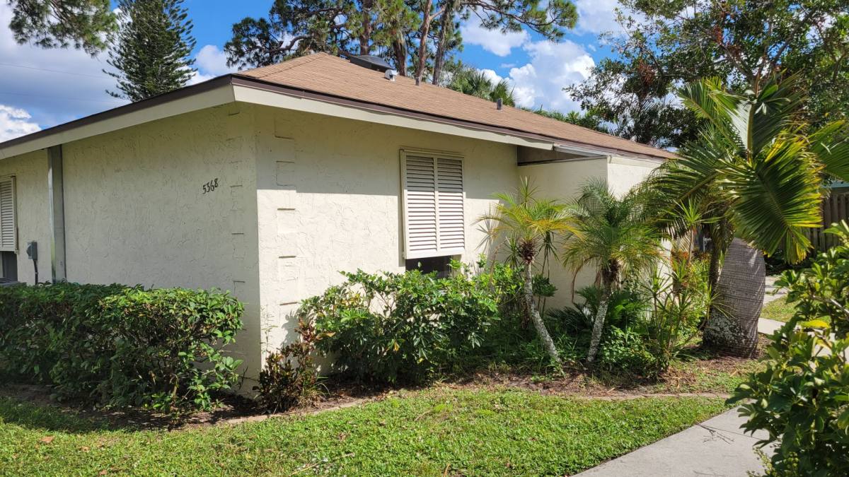 Condo for rent at 5368 Royal Palm Ave, Sarasota, FL 34234