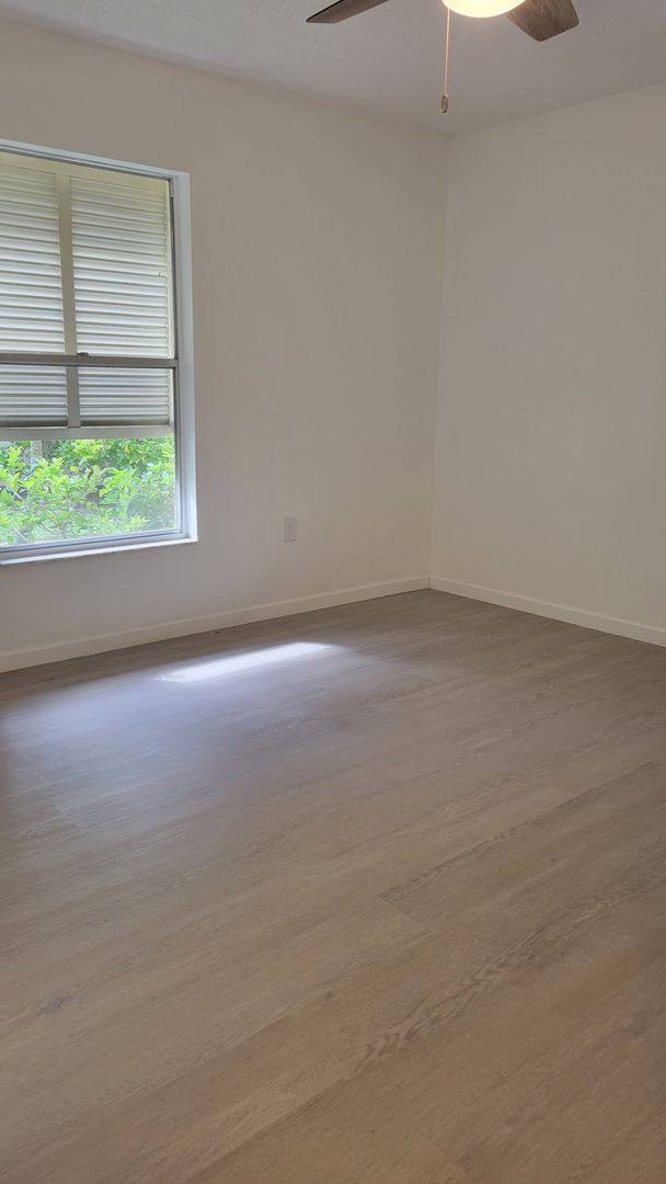 Condo for rent at 5368 Royal Palm Ave, Sarasota, FL 34234