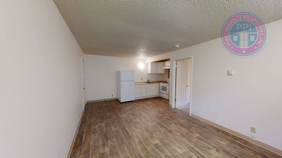 Apartment for rent at 525 SE 28th Ave, Portland, OR 97214