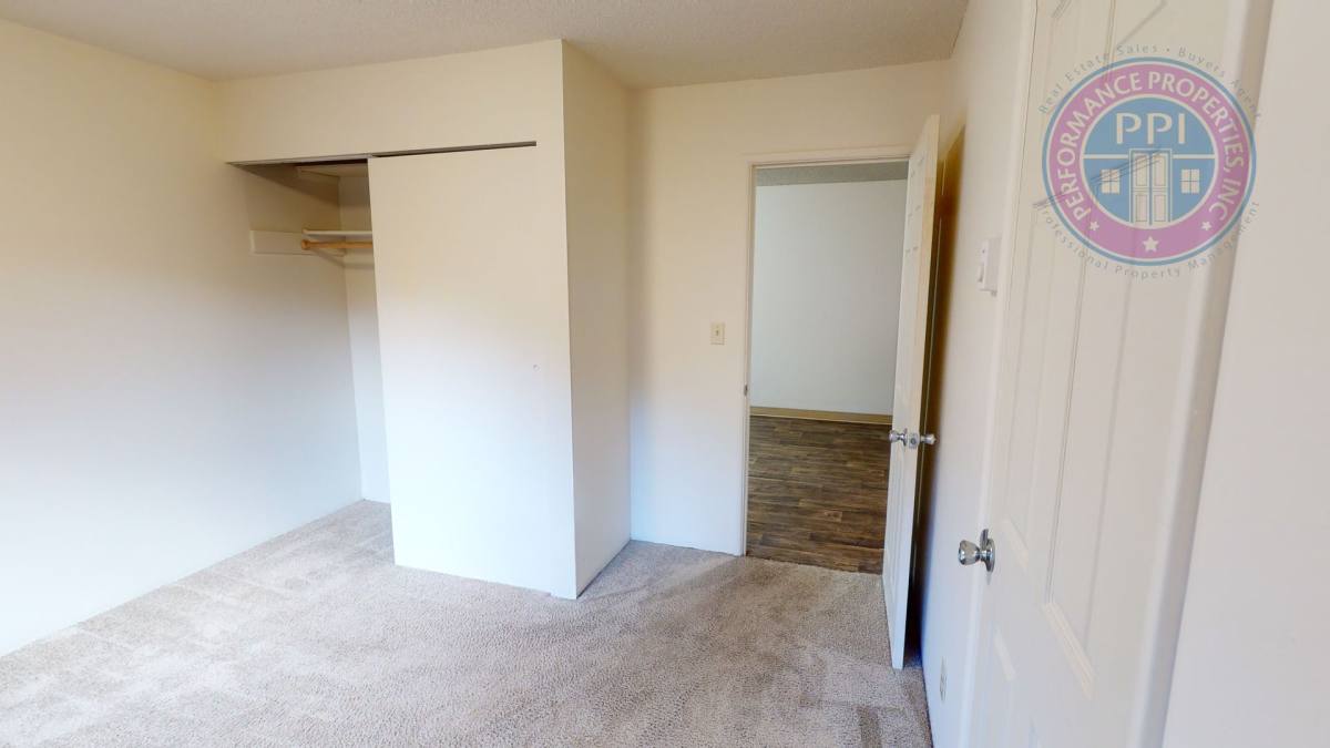 Apartment for rent at 525 SE 28th Ave, Portland, OR 97214