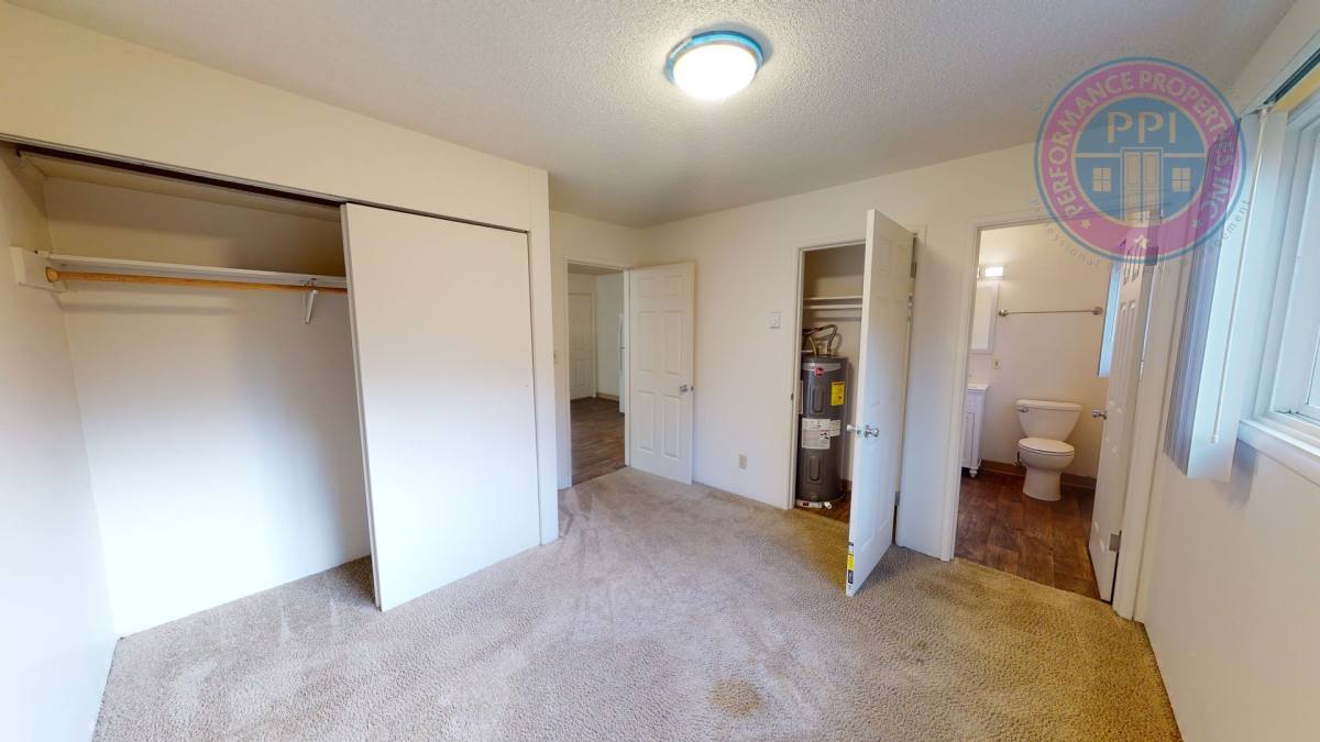 Apartment for rent at 525 SE 28th Ave, Portland, OR 97214