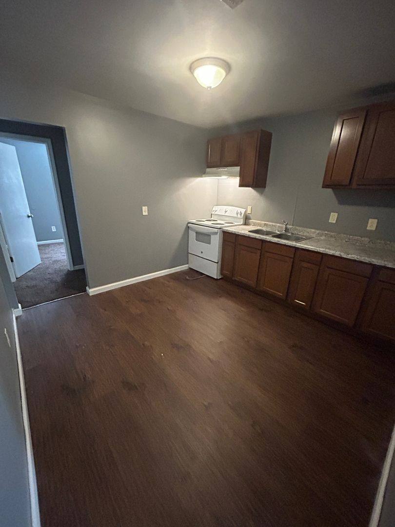 Apartment for rent at 3503 Falling Springs, East Saint Louis, IL 62206