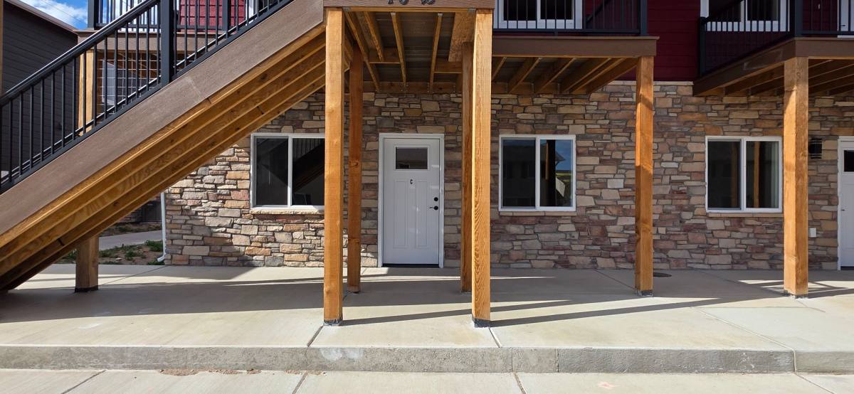 Apartment for rent at 1018 Center St, Cheyenne, WY 82007