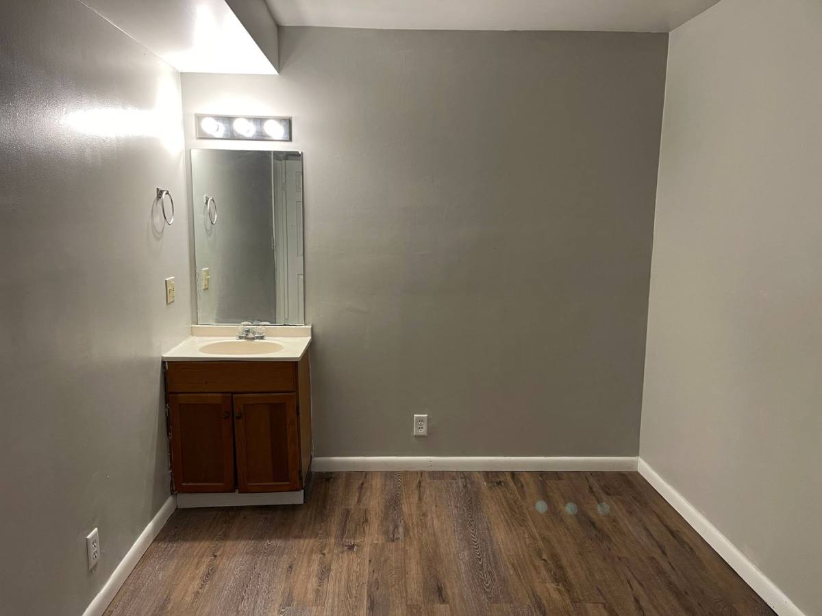 Apartment for rent at 1501 University Ave, Muncie, IN 47303