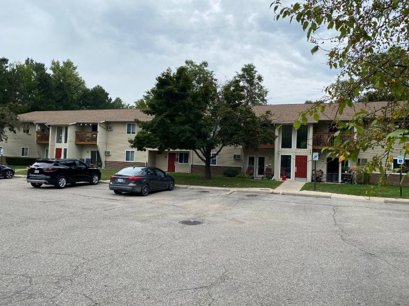Apartment for rent at 580 N Main St, Almont, MI 48003