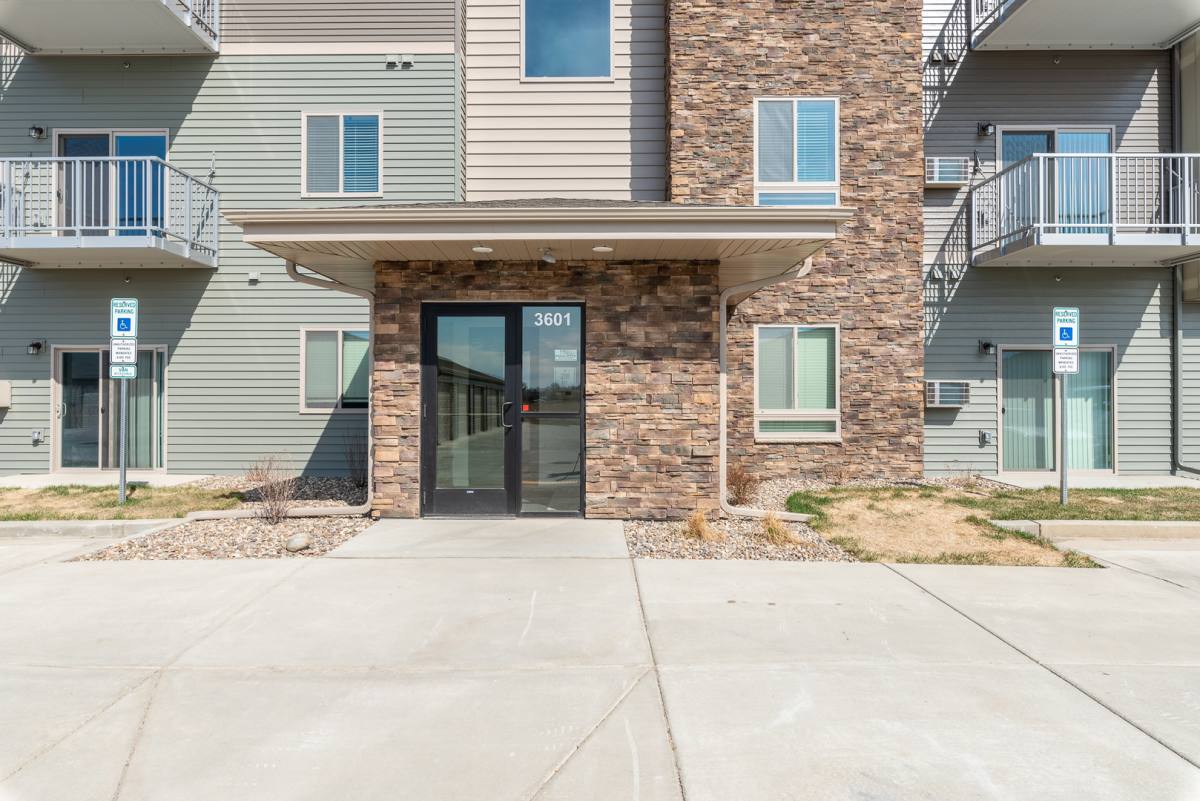 Apartment for rent at 3601 21st St SE, Mandan, ND 58554