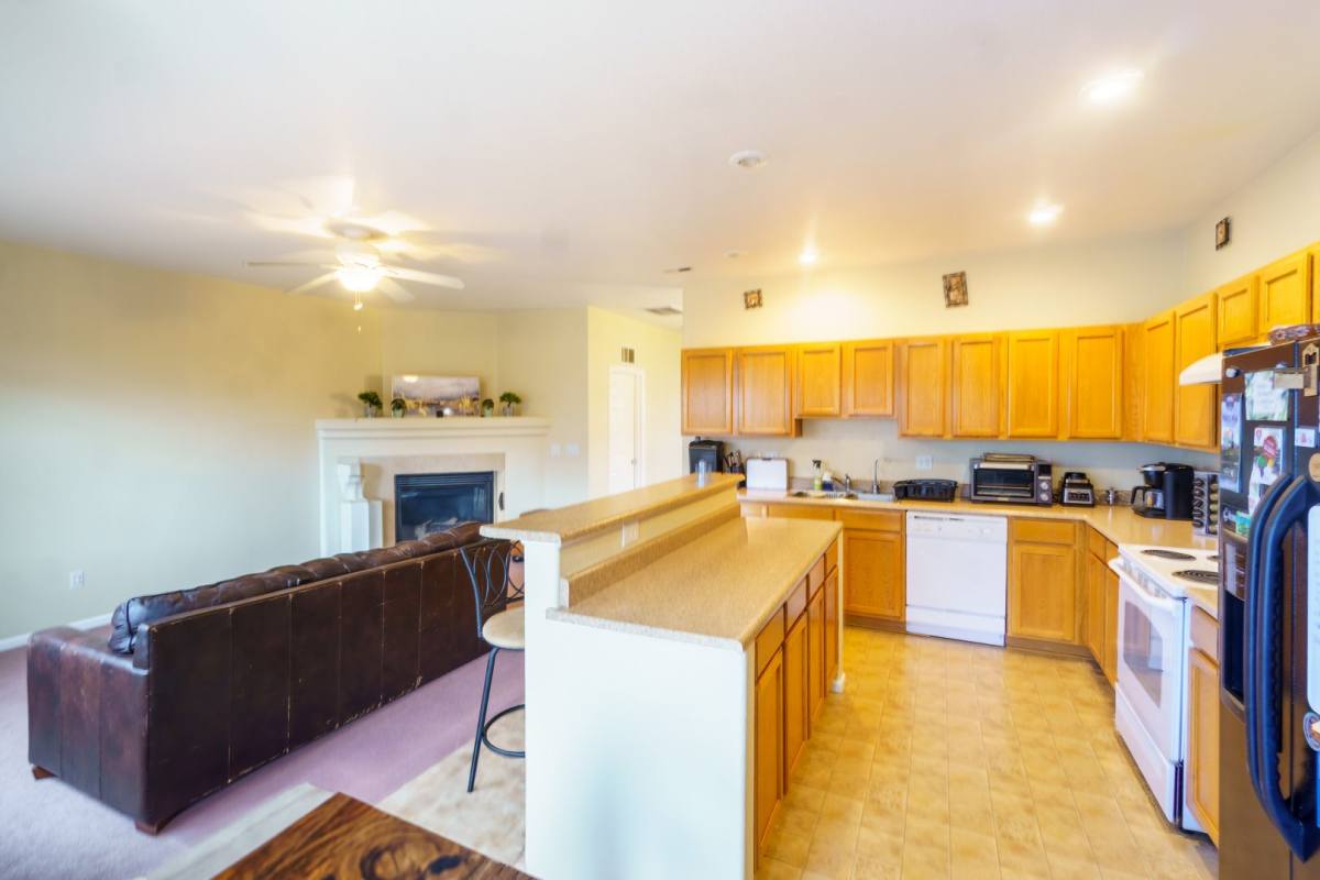 Townhouse for rent at 2494 Obsidian View, Colorado Springs, CO 80951