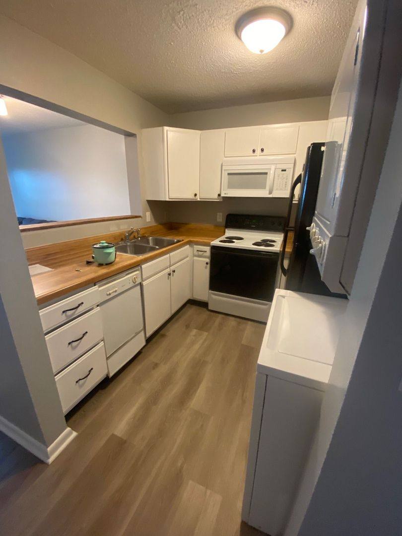 Condo for rent at 1380J Hunters Rd, Harrisonburg, VA 22801
