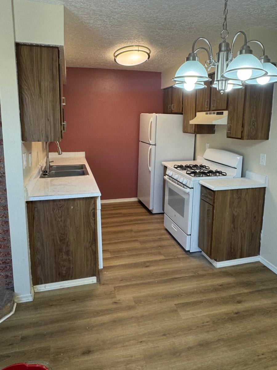 Apartment for rent at 1326 San Pedro Dr SE #B, Albuquerque, NM 87108