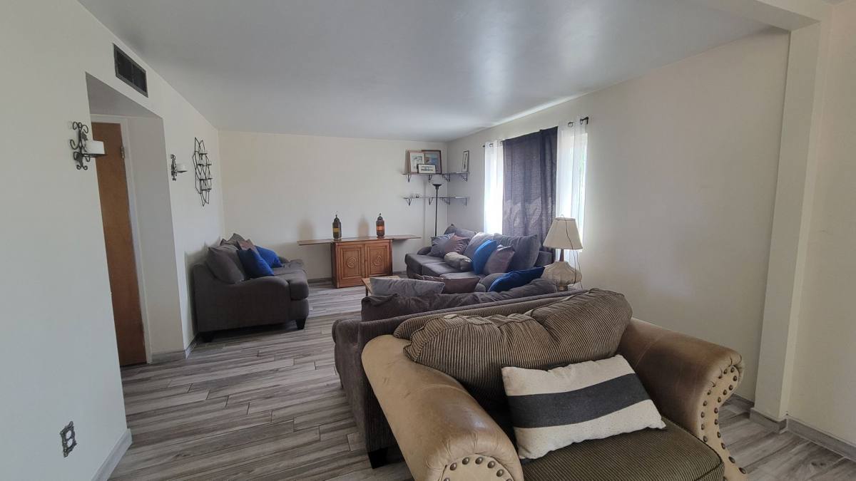 House for rent at 2313 San Lorenzo, Bakersfield, CA 93304