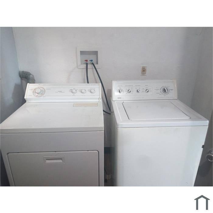 Apartment for rent at 17 Pittsburgh #1, Pittsburgh, PA 15211