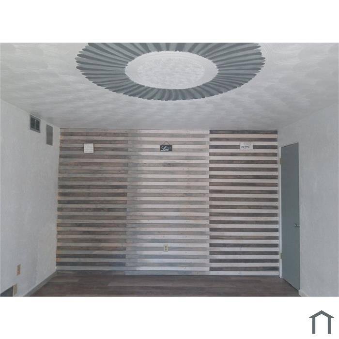 Apartment for rent at 17 Pittsburgh #1, Pittsburgh, PA 15211