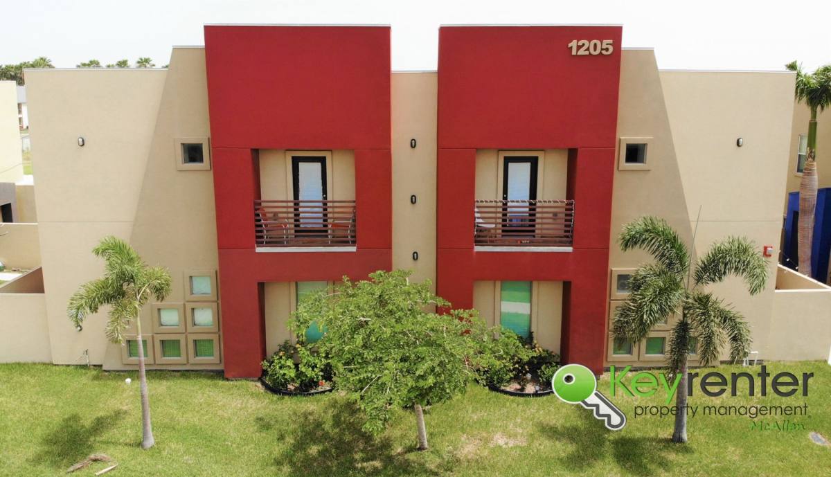 Townhouse for rent at 1205 E Daffodil Ave, McAllen, TX 78501