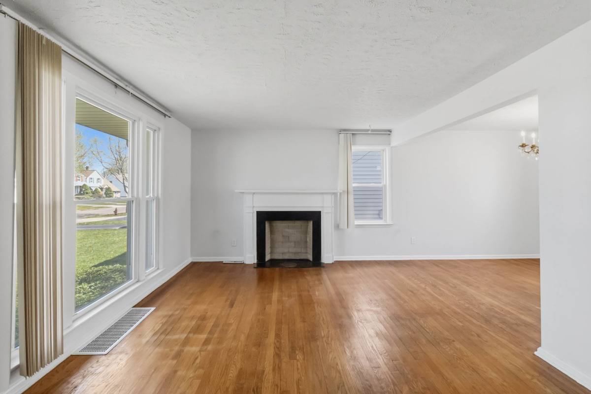 House for rent at 19714 Shakerwood Rd, Beachwood, OH 44122