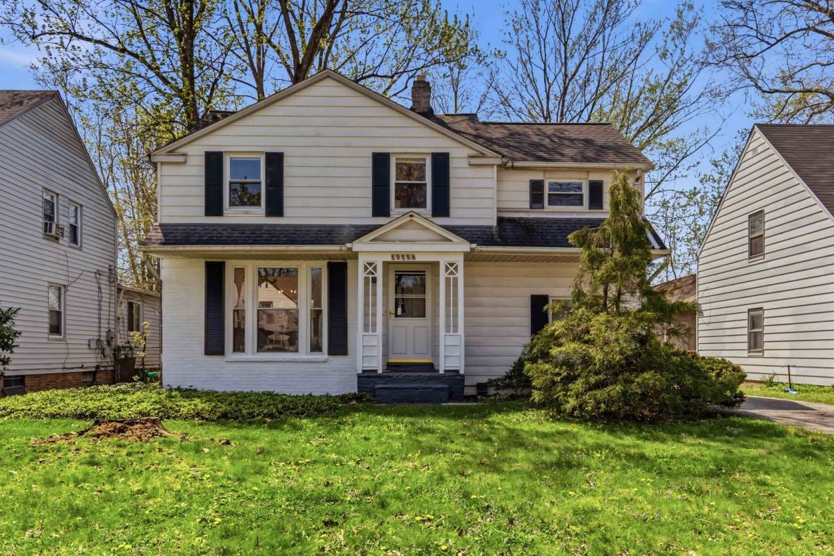 House for rent at 19714 Shakerwood Rd, Beachwood, OH 44122