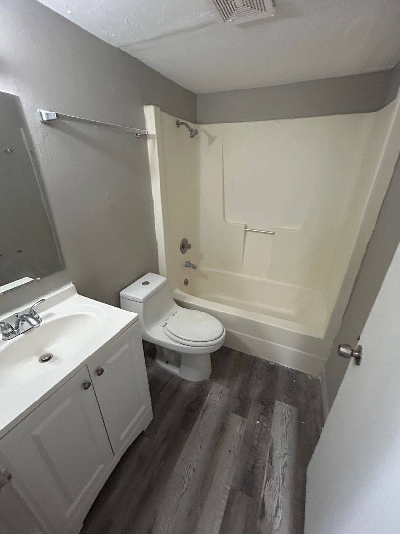Apartment for rent at 4017 Mississippi, East Saint Louis, IL 62206