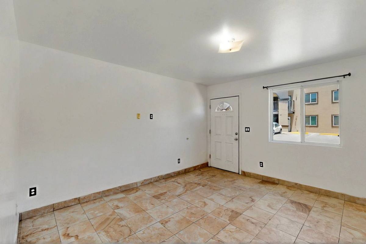 Apartment for rent at 530-540 S Yarbrough, El Paso, TX 79915