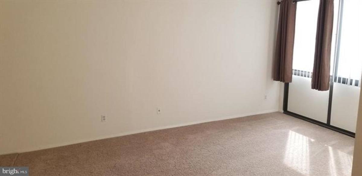 Condo for rent at 491 N Armistead St, Alexandria, VA 22313