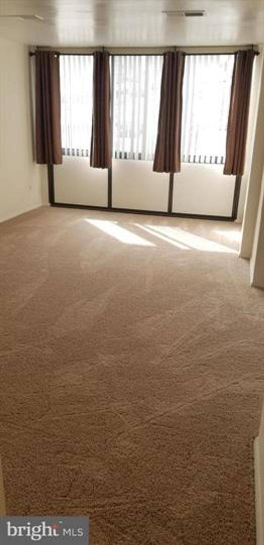 Condo for rent at 491 N Armistead St, Alexandria, VA 22313