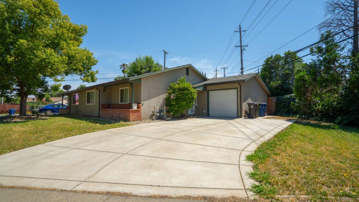 Townhouse for rent at 10498 Mills Tower Dr, Rancho Cordova, CA 95670
