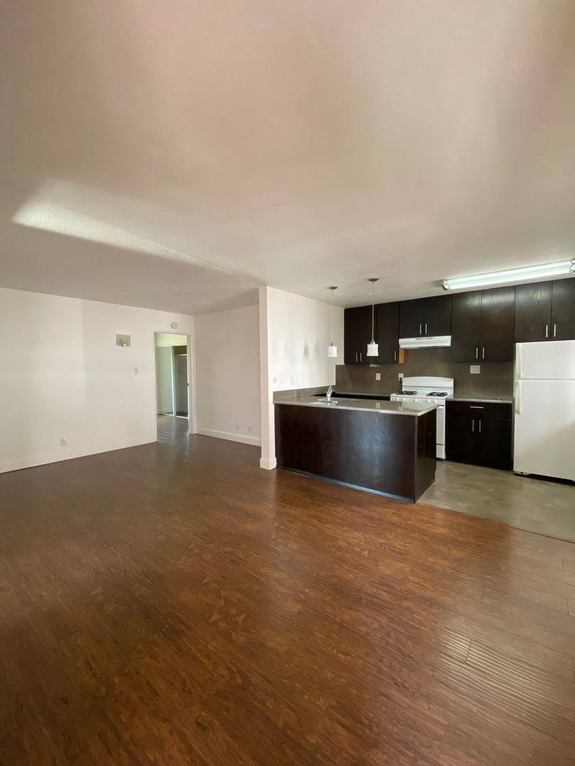 Apartment for rent at 2133 & 2139 Grant St, Berkeley, CA 94703