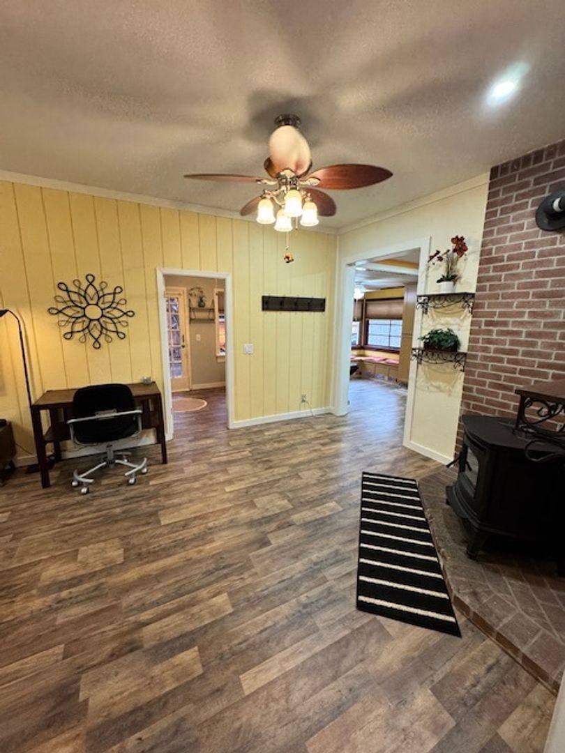 Apartment for rent at 2352 Shasta St, Redding, CA 96001
