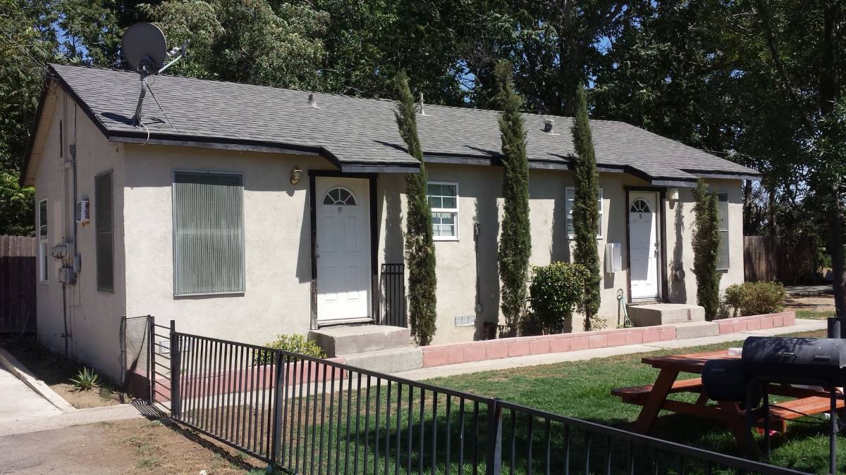 Apartment for rent at 313-315 Beardsley Ave, Bakersfield, CA 93308