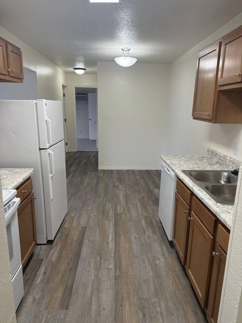 807 Three Meadows Dr, Perrysburg, OH 43551 - Apartment for Rent - Image 3
