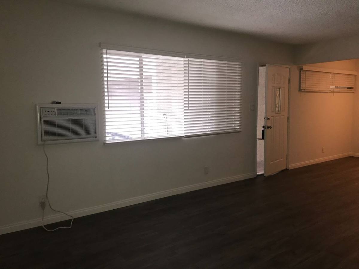 Apartment for rent at 10424-10425 Parr, Sunland, CA 91040