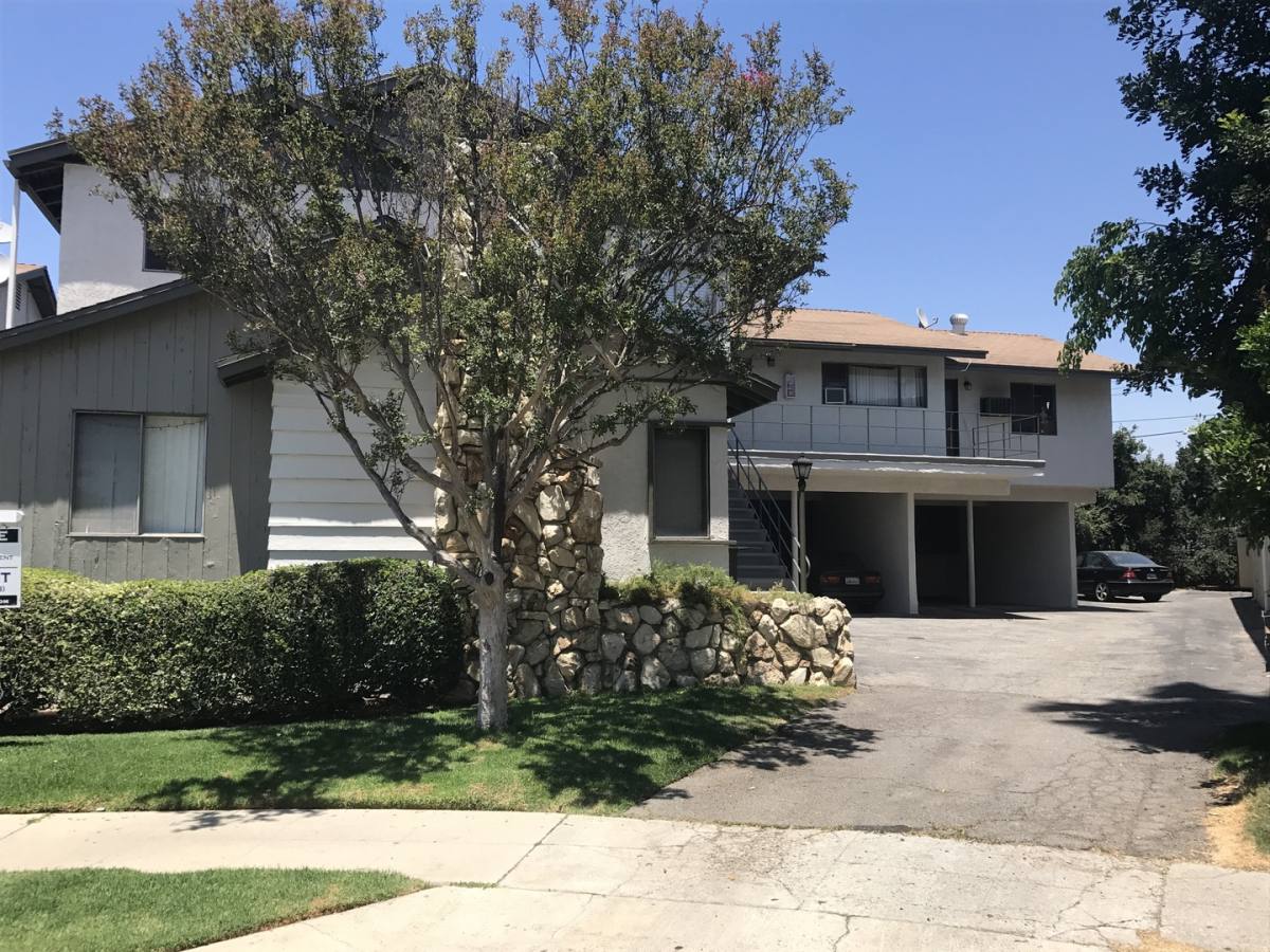 Apartment for rent at 10424-10425 Parr, Sunland, CA 91040