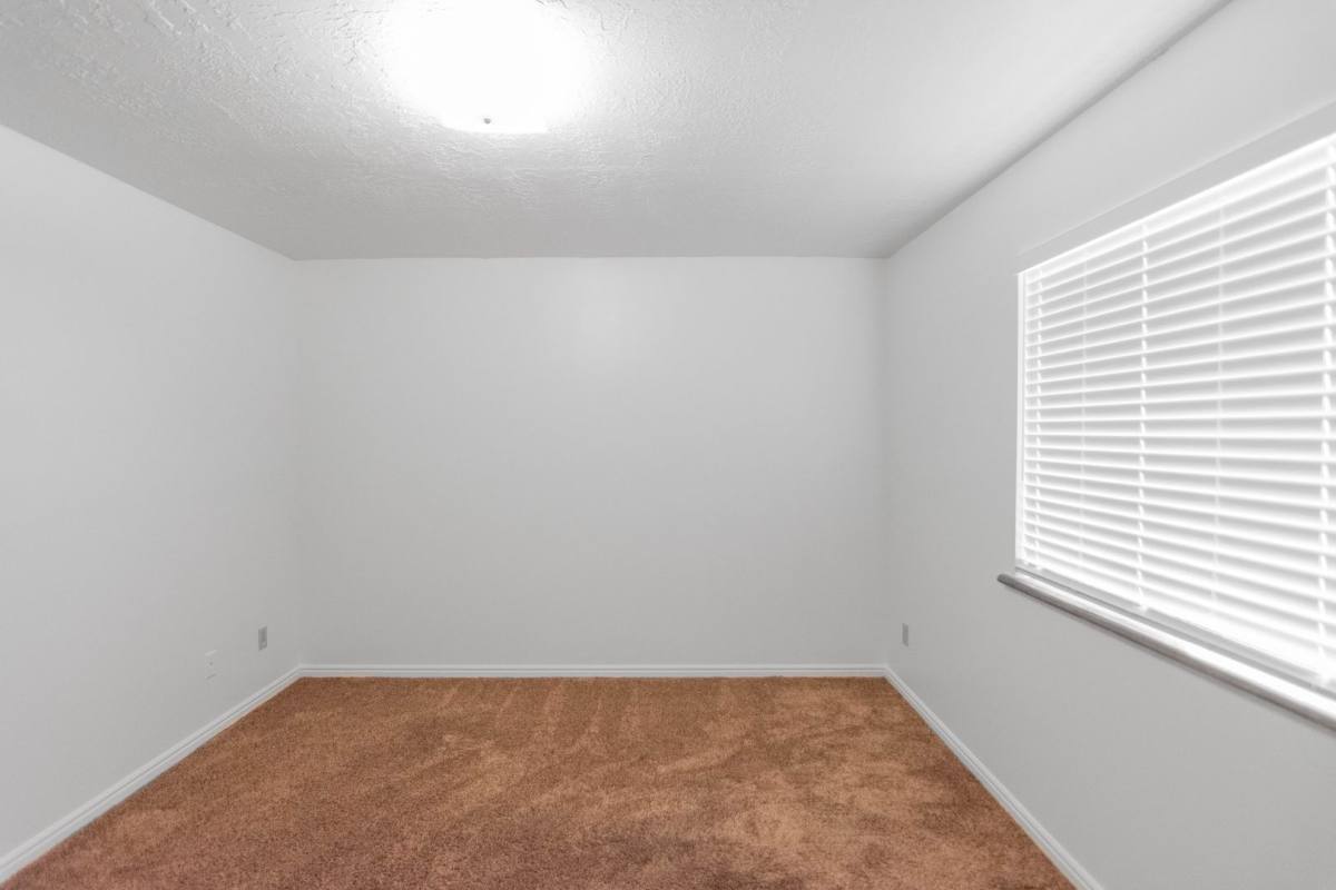 Apartment for rent at 1891 N Hillfield Rd, Layton, UT 84041