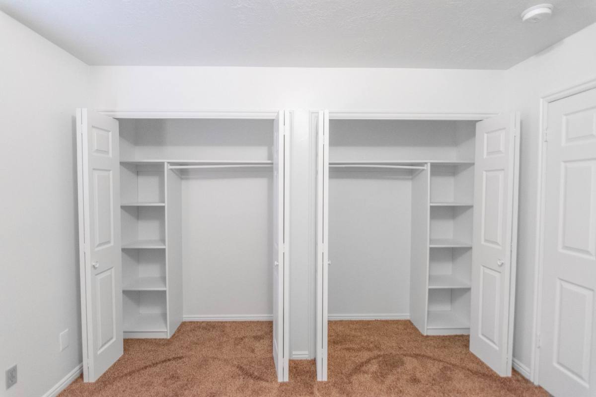 Apartment for rent at 1891 N Hillfield Rd, Layton, UT 84041