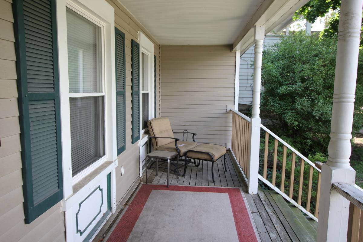 Apartment for rent at 703 Washtenaw Rd, Ypsilanti, MI 48197
