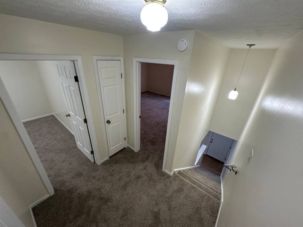 Townhouse for rent at 37 Campbell Dr, Parkersburg, WV 26104