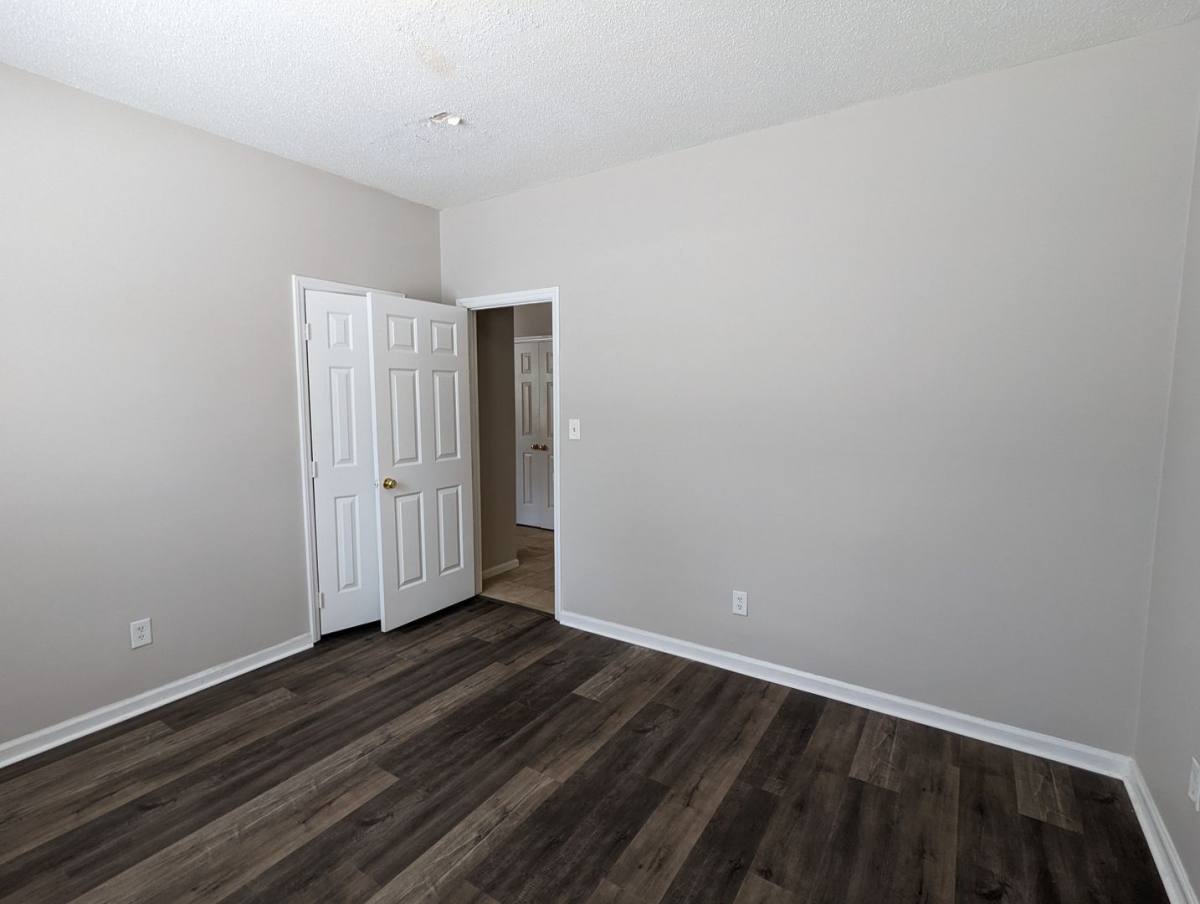 Apartment for rent at 706 Sykes St, Chapel Hill, NC 27516