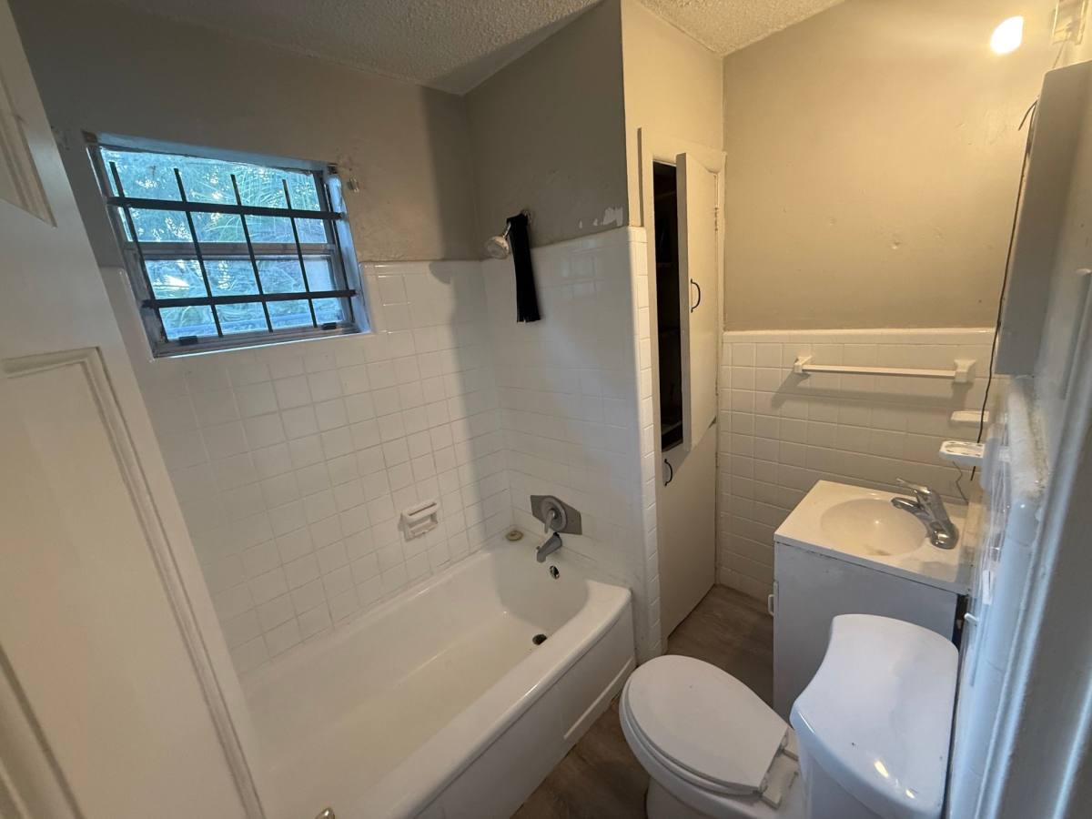 House for rent at 112 W 17th #1, Jacksonville, FL 32206