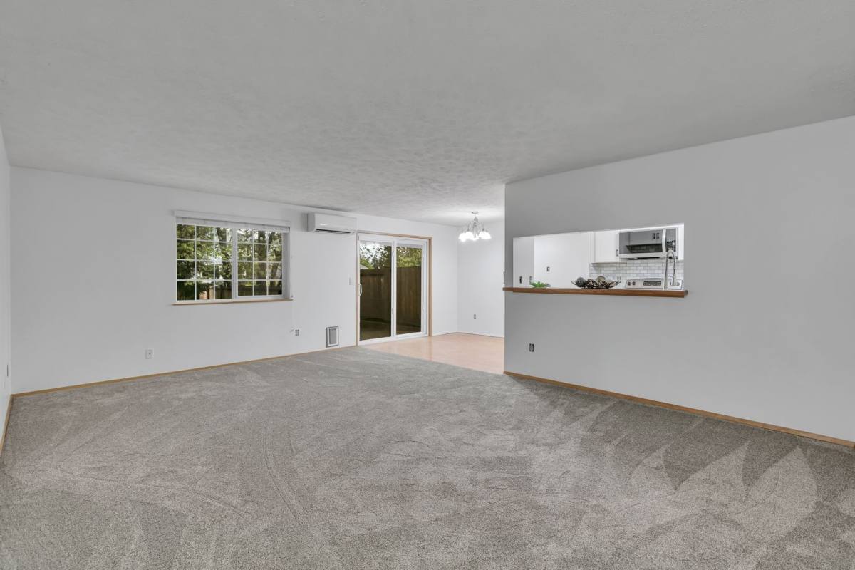 House for rent at 8011 116th St E, Puyallup, WA 98373