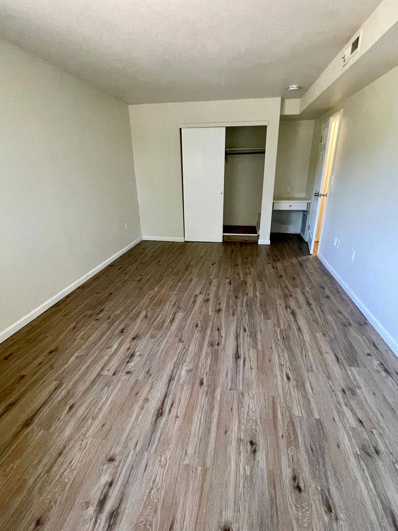 Apartment for rent at 27 Pleasant St, East Windsor, CT 06088