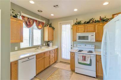 House for rent at 3241 E Fourteen Fairway Dr, Washington, UT 84780